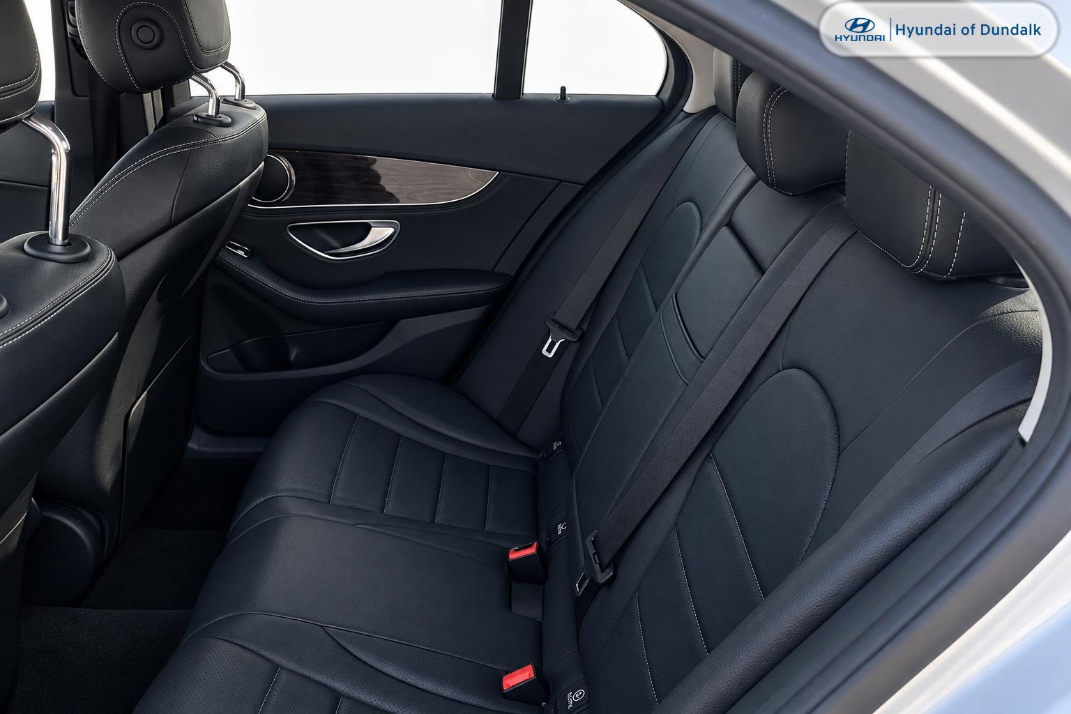 Used 2016 Mercedes-Benz C 300 4MATIC Sedan image 7