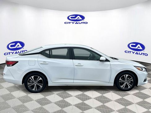 Used 2023 Nissan Sentra SV image 2