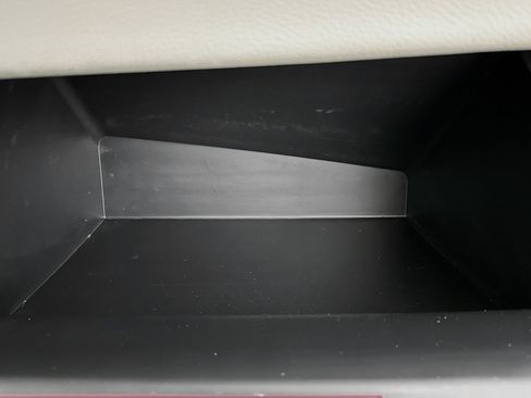 Used 2023 Toyota Corolla Cross L image 31