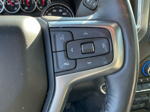 Used 2022 Chevrolet Silverado 1500 LTZ image 24