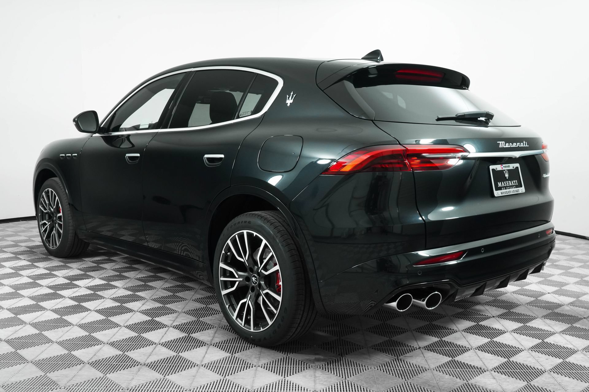 Used 2025 Maserati Grecale GT AWD/4WD image 5