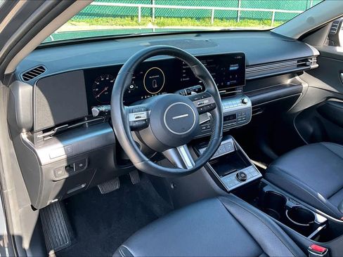 Used 2024 Hyundai Kona Limited image 16