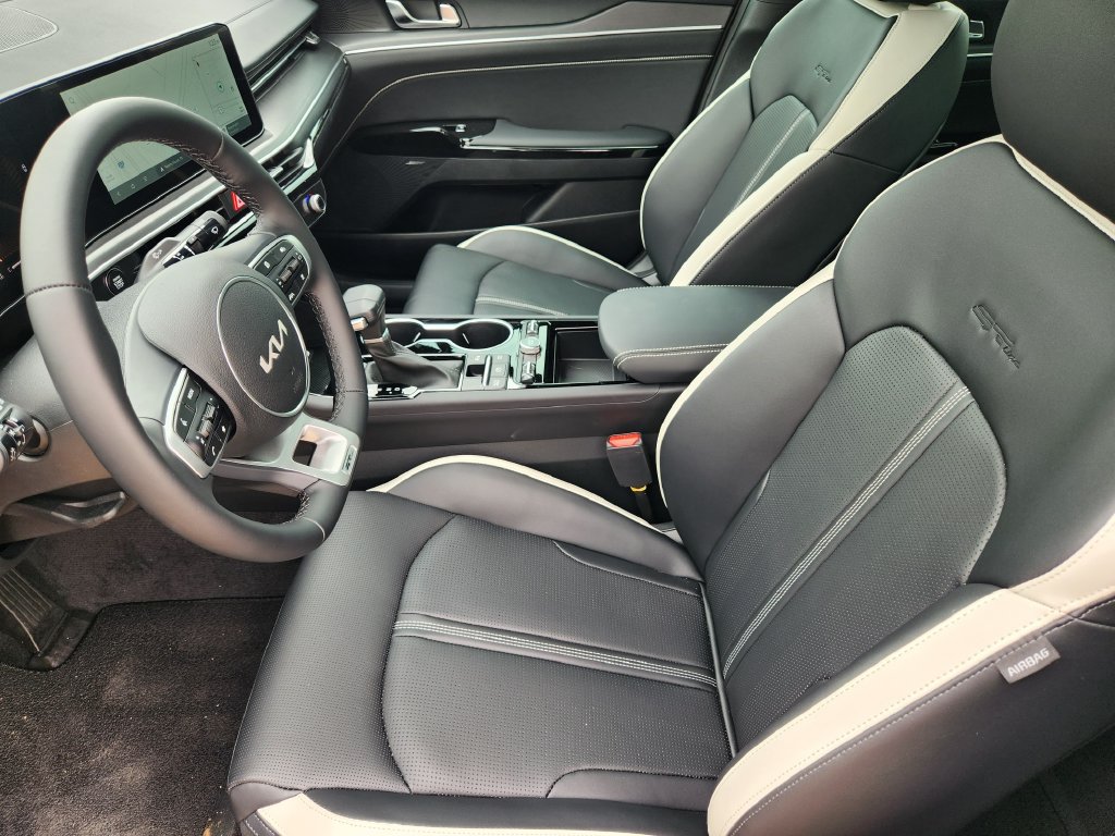 New 2026 Kia K5 GT-Line w/ GT-Line Premium Package FWD image 10