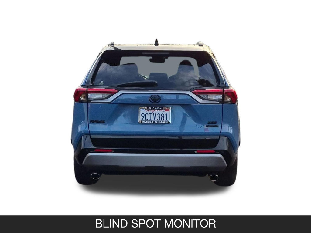 Used 2022 Toyota RAV4 XSE AWD/4WD image 8