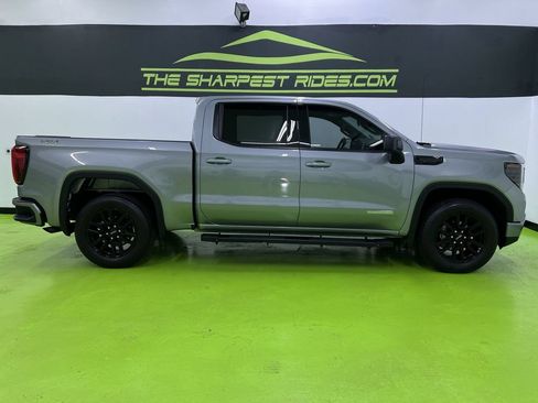 Used 2023 GMC Sierra 1500 Elevation AWD/4WD image 11