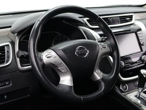 Used 2018 Nissan Murano SV FWD image 12