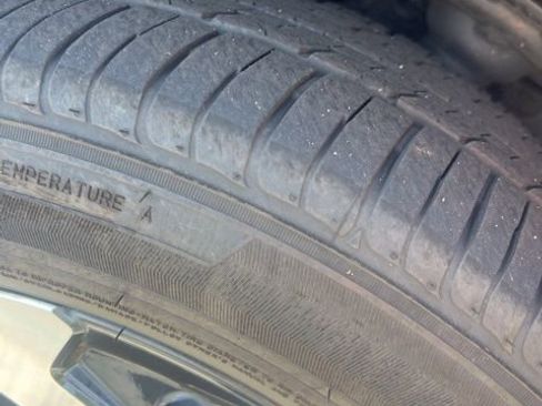 Used 2023 Subaru Crosstrek 2.5i Limited image 12