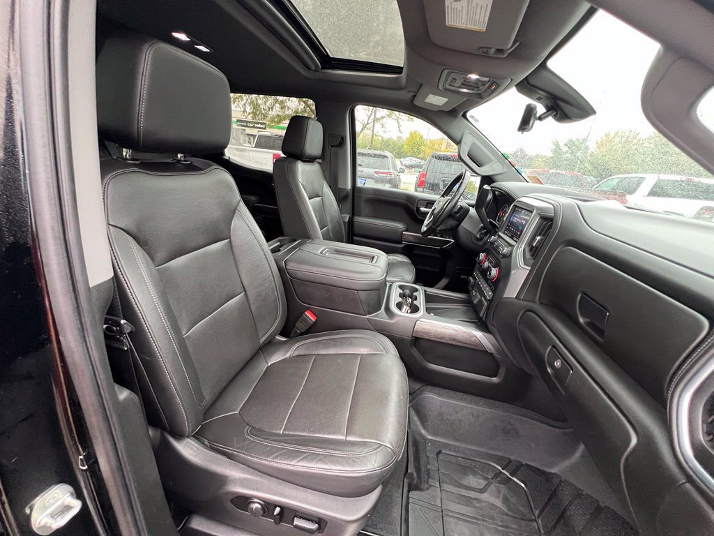 Used 2020 Chevrolet Silverado 1500 LTZ w/ LTZ Premium Package AWD/4WD image 29
