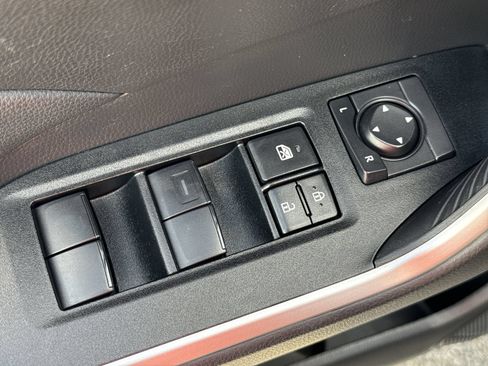 Certified 2025 Toyota RAV4 LE FWD image 15