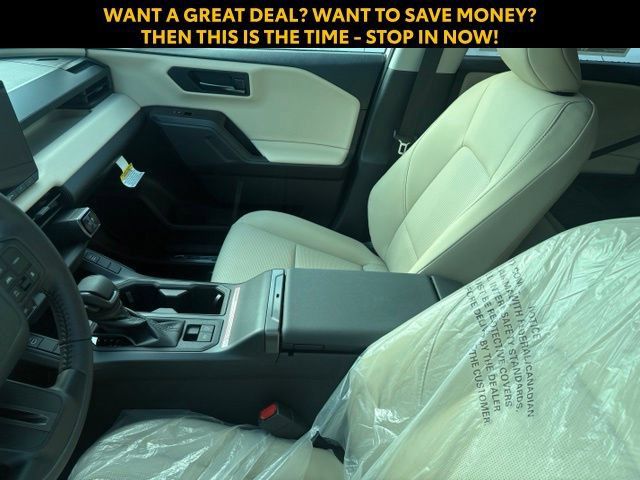 Used 2015 Toyota Avalon XLE Touring FWD image 10