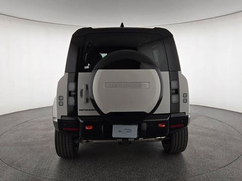 New 2026 Land Rover Defender 110 X AWD/4WD image 7