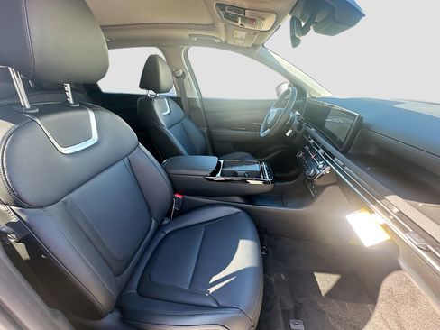 New 2026 Hyundai Tucson Limited w/ Tow & Go Package image 23