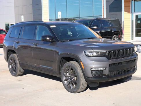 New 2025 Jeep Grand Cherokee L Limited AWD/4WD image 1