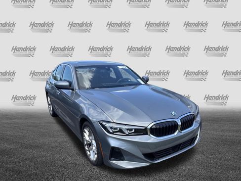 Used 2025 BMW 330i Sedan RWD image 5