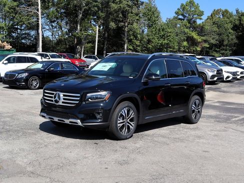 New 2026 Mercedes-Benz GLB 250 4MATIC image 7