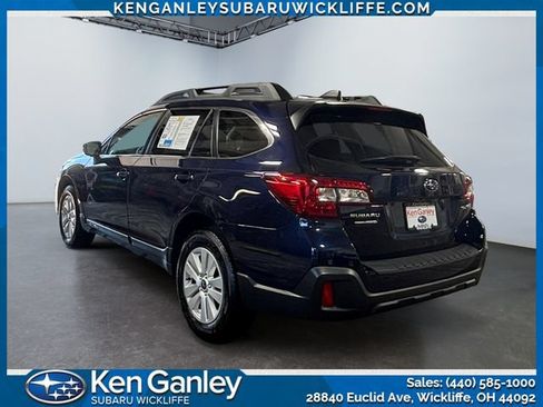 Used 2018 Subaru Outback 2.5i Premium w/ Popular Package #1 AWD/4WD image 3