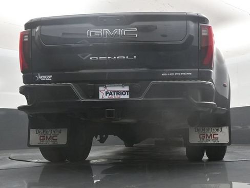 Used 2024 GMC Sierra 3500 Denali Ultimate AWD/4WD image 49