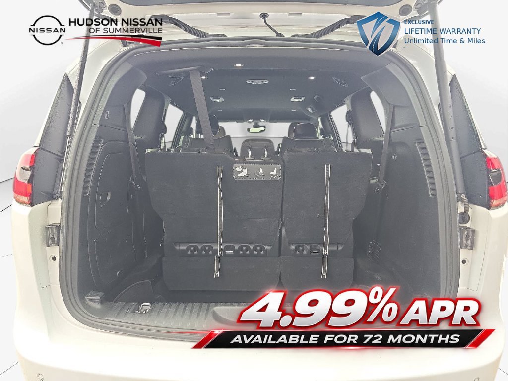 Used 2021 Chrysler Pacifica Limited w/ Uconnect Theater Family Group FWD image 31