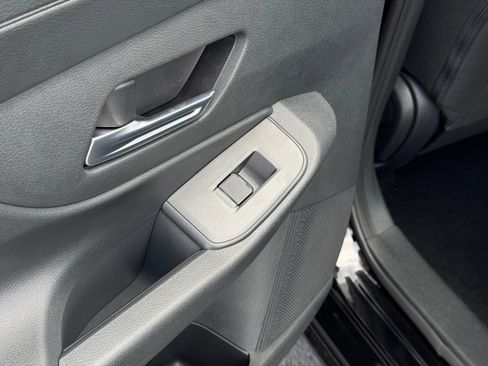 New 2026 Nissan Sentra SV w/ SV Convenience Package FWD image 16