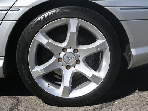 Used 2007 Mercedes-Benz C 230 Sedan image 6
