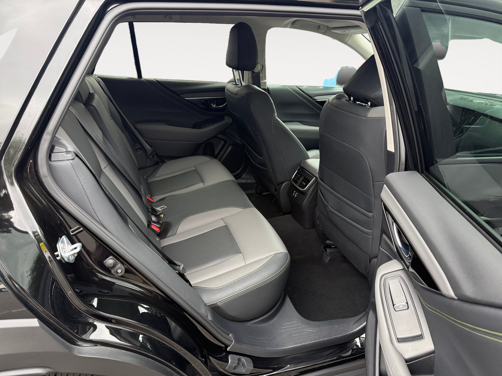 Certified 2023 Subaru Outback Onyx Edition AWD/4WD image 18