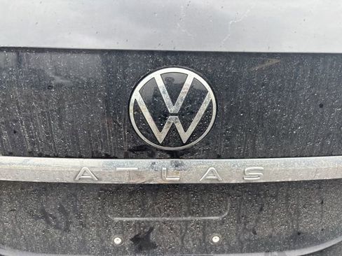Used 2023 Volkswagen Atlas Cross Sport SEL Premium R-Line image 14