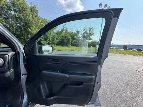 Used 2025 Chevrolet Colorado Trail Boss image 20