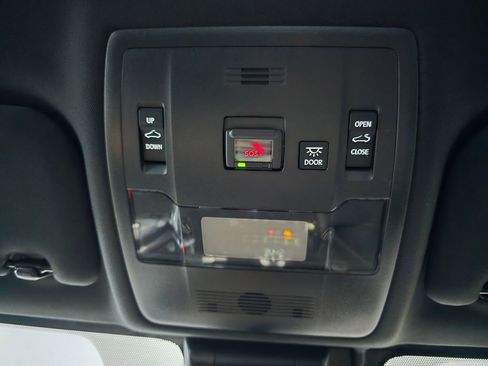 Used 2022 Lexus IS 350 F Sport RWD image 19