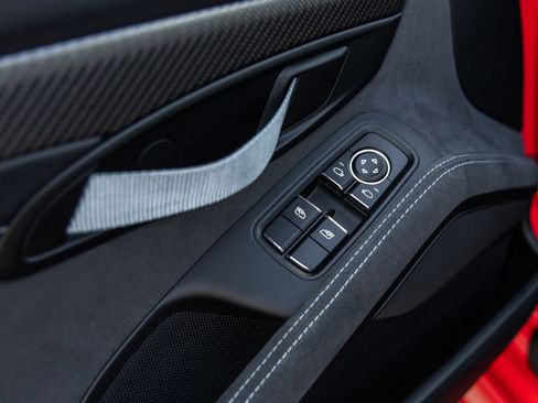 Certified 2025 Porsche 718 Cayman GT4 RS image 33