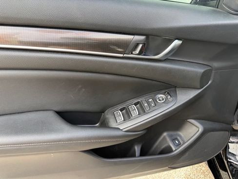 Used 2019 Honda Accord Sport image 5