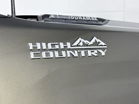Used 2023 Chevrolet Silverado 3500 High Country w/ Z71 Off-Road Package AWD/4WD image 10