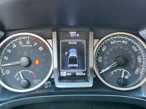 Used 2023 Toyota Tacoma SR5 image 15