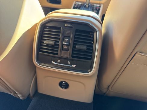 Used 2023 Porsche Macan GTS image 19