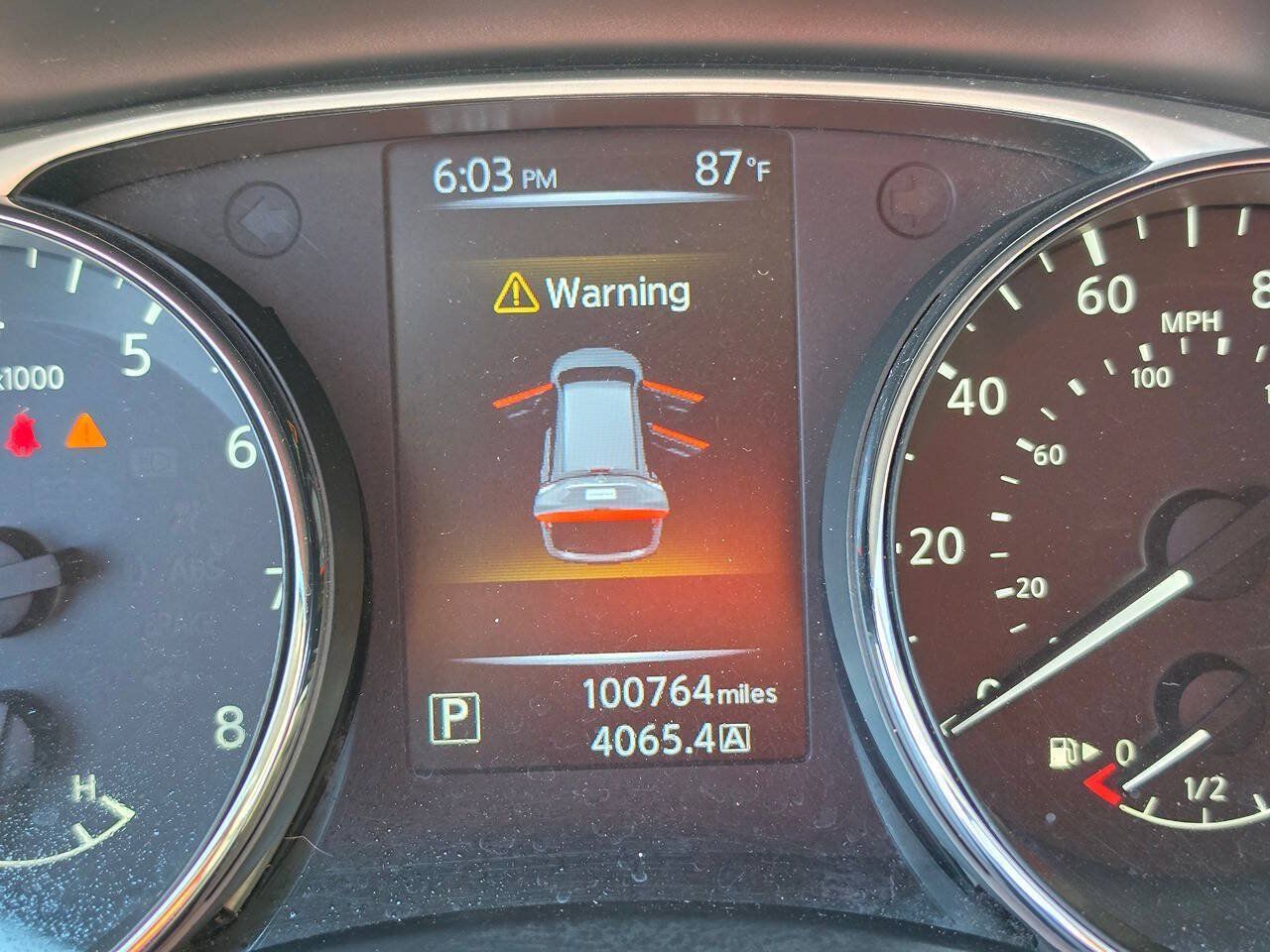 Used 2014 Nissan Rogue S FWD image 36