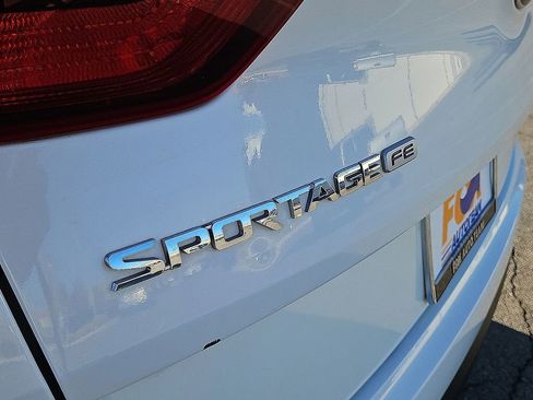 Used 2017 Kia Sportage LX image 13