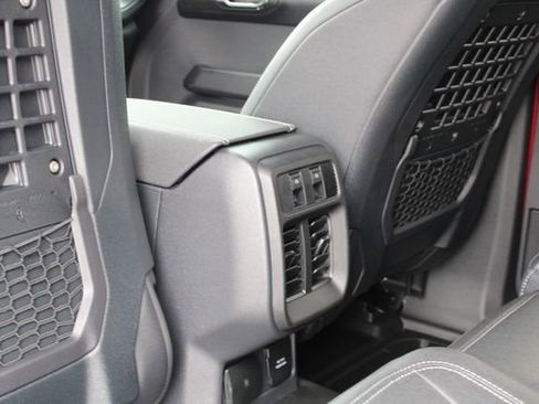 New 2025 Ford Bronco Badlands AWD/4WD image 22
