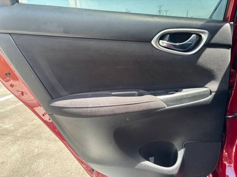 Used 2014 Nissan Sentra SR w/ SR Driver Package FWD image 18
