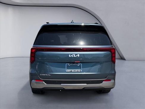 New 2026 Kia Carnival SX FWD image 4