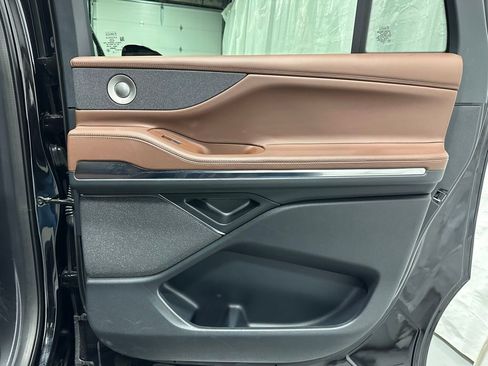 Used 2025 Lincoln Navigator L Reserve image 55