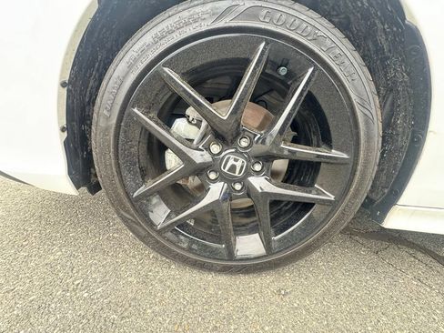 Used 2025 Honda Civic Sport image 22
