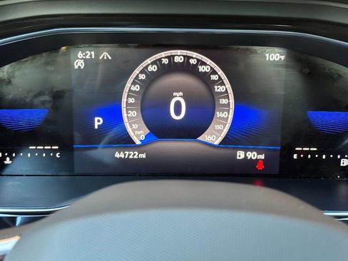 Used 2023 Volkswagen Jetta Sport FWD image 31