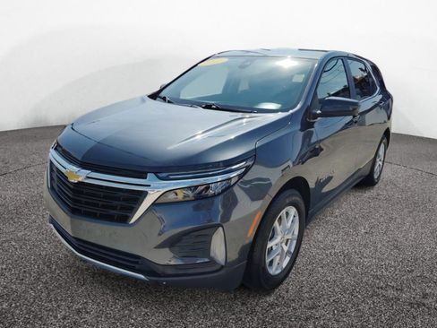 Used 2023 Chevrolet Equinox LT FWD image 3