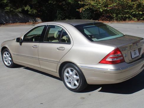Used 2003 Mercedes-Benz C 240 4MATIC Sedan image 3