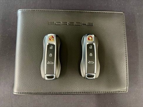 Used 2024 Porsche 911 Turbo S image 39