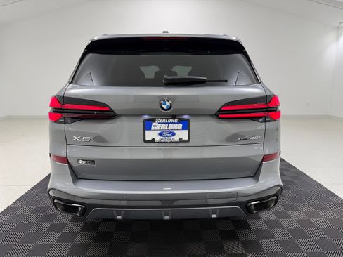 Used 2026 BMW X5 xDrive40i w/ M Sport Package AWD/4WD image 7