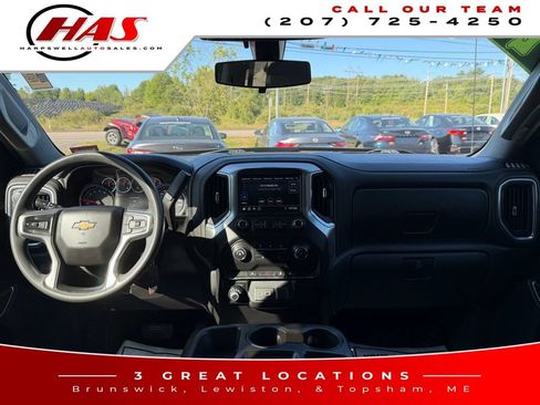 Used 2020 Chevrolet Silverado 1500 LT AWD/4WD image 14