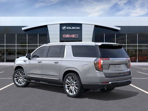 New 2026 GMC Yukon XL Denali w/ Denali Reserve Package image 3