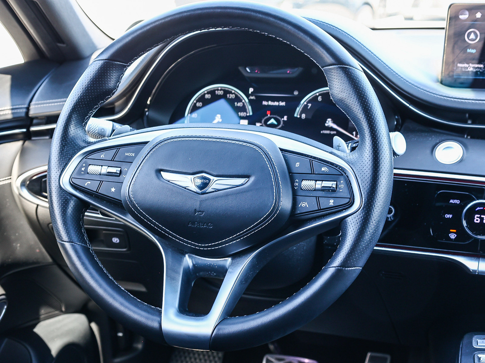 Used 2024 Genesis GV70 2.5T w/ Sport Prestige Package AWD/4WD image 16