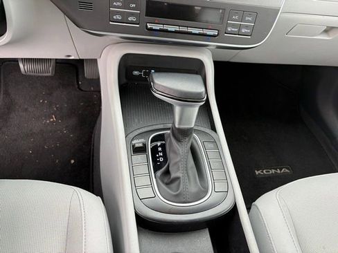 Certified 2024 Hyundai Kona SEL image 11