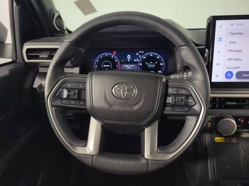 Used 2025 Toyota 4Runner TRD Off-Road Premium image 22
